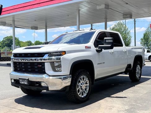 Used 2021 Chevrolet Silverado 2500 LT w/ Convenience Package AWD/4WD image 6
