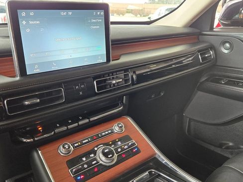 Used 2023 Lincoln Aviator Reserve AWD/4WD image 24