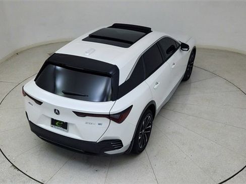 Used 2024 Acura ZDX A-Spec image 81