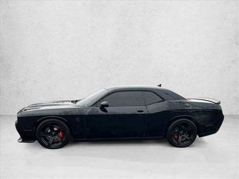 Used 2019 Dodge Challenger SRT Hellcat w/ Laguna Leather Package image 9