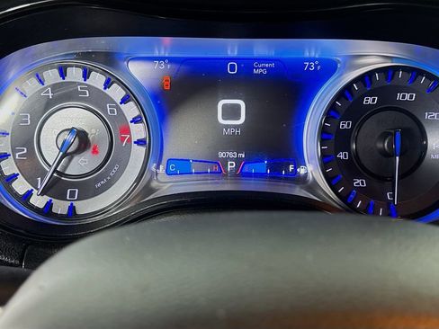 Used 2019 Chrysler 300 S w/ S Model Appearance Package RWD image 13