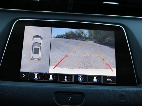 Used 2019 Cadillac XT4 Premium Luxury w/ Technology Package image 21