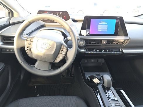 New 2026 Toyota Prius LE image 9