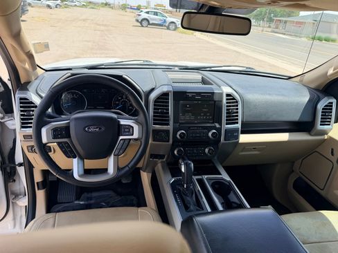Used 2015 Ford F150 Lariat w/ Equipment Group 502A Luxury AWD/4WD image 21