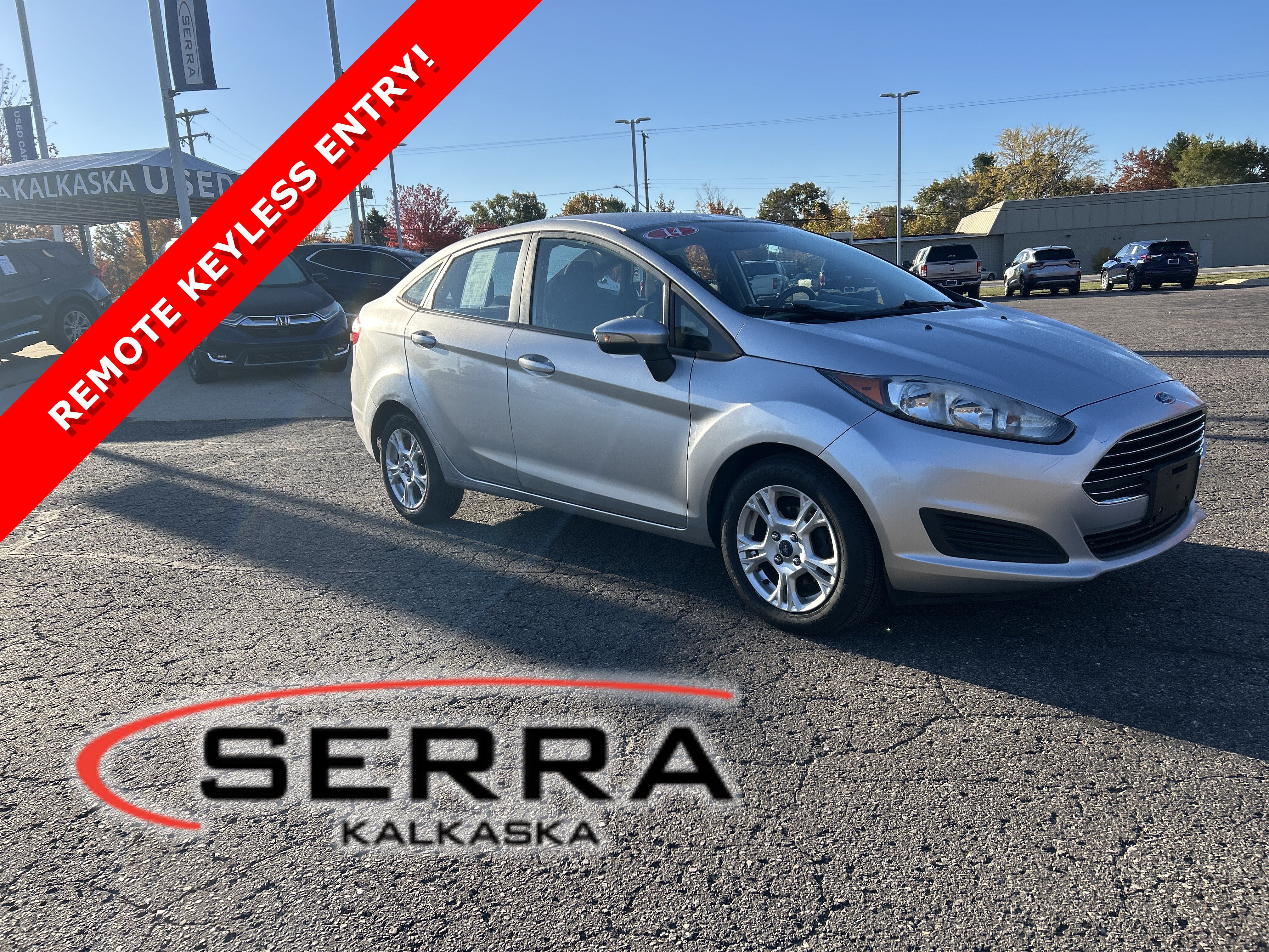 Used 2014 Ford Fiesta SE FWD image 1