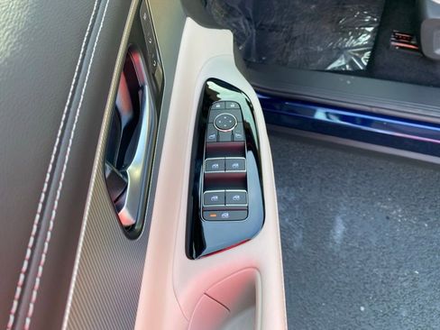 New 2025 Nissan Murano SL image 14