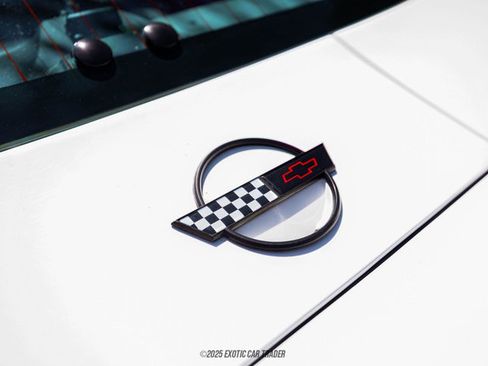 Used 1991 Chevrolet Corvette ZR-1 image 59