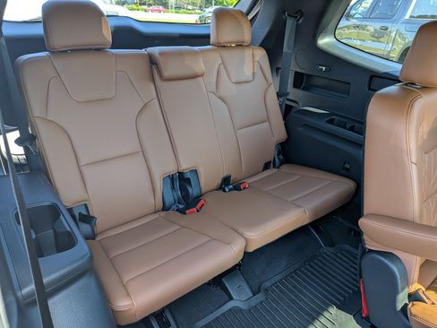 Used 2024 Kia Telluride EX X-Line AWD/4WD image 33