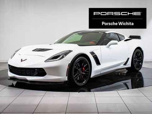Used 2016 Chevrolet Corvette Z06 image 1