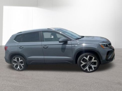 Used 2023 Volkswagen Taos SEL AWD/4WD image 22