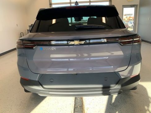 New 2026 Chevrolet Equinox EV LT w/ Comfort Package image 9