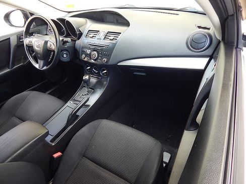 Used 2013 MAZDA MAZDA3 i Sport image 16