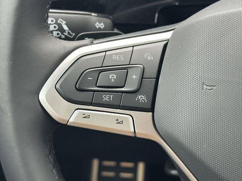 New 2026 Volkswagen Atlas Cross Sport SEL R-Line AWD/4WD image 17