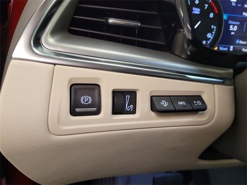 New 2026 Cadillac XT5 Premium Luxury w/ LPO, ONYX Package image 26