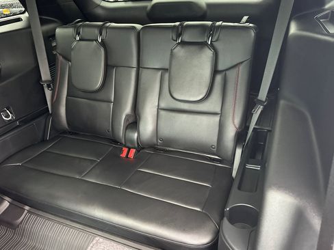 Used 2023 Ford Explorer ST-Line w/ Class IV Trailer Tow Package image 15