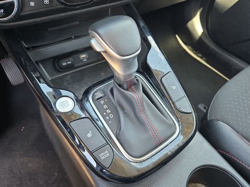 Used 2025 Kia Soul GT-Line w/ GT-Line Technology Package FWD image 31