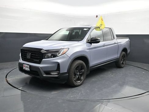 Used 2022 Honda Ridgeline Black Edition image 3