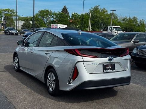 Used 2017 Toyota Prius Prime Plus FWD image 8