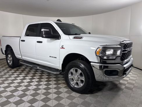 Used 2024 RAM 2500 Big Horn image 3