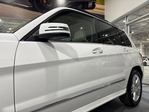 Used 2015 Mercedes-Benz GLK 350 2WD image 21