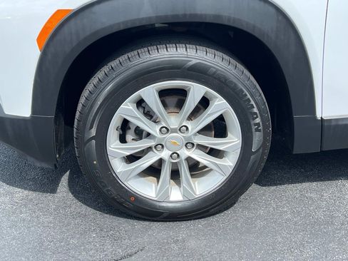 Used 2021 Chevrolet TrailBlazer LS image 12