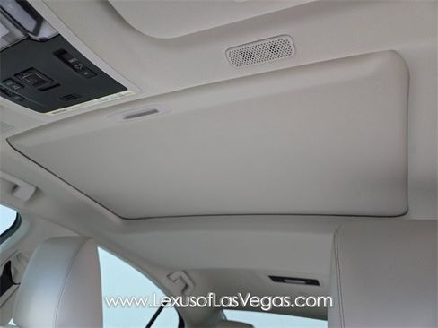 New 2025 Lexus ES 350 w/ Premium Package image 11