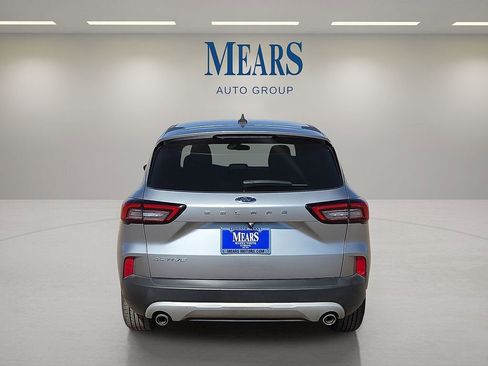 Used 2023 Ford Escape Active FWD image 4