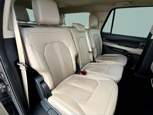 Used 2023 Ford Expedition Max Limited image 27