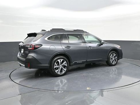 Used 2022 Subaru Outback Touring XT image 15