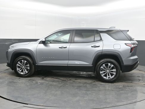 Used 2025 Chevrolet Equinox LT image 7