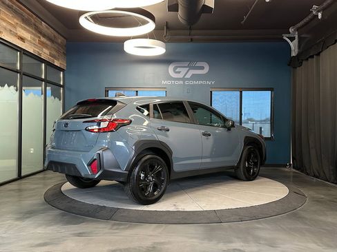 Used 2024 Subaru Crosstrek 2.0i image 3