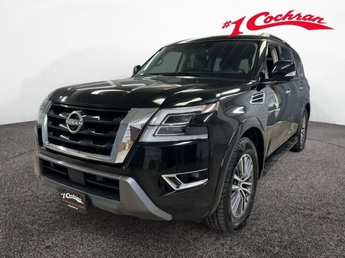 Used 2024 Nissan Armada SL w/ Captain's Chairs Package AWD/4WD image 39