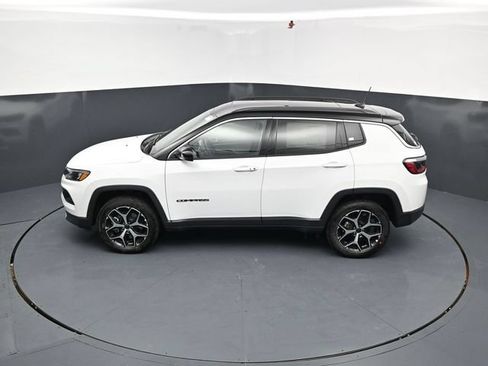 New 2026 Jeep Compass Limited w/ Sun, Sound & Navigation Group AWD/4WD image 48