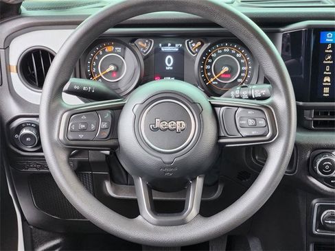 Used 2025 Jeep Wrangler Sport image 26