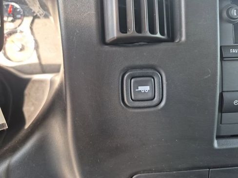 Used 2022 Chevrolet Express 3500 w/ Power Convenience Package image 23