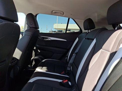 Certified 2025 Buick Envision Sport Touring image 7