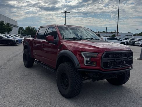 Used 2018 Ford F150 Raptor w/ Equipment Group 802A Luxury AWD/4WD image 4