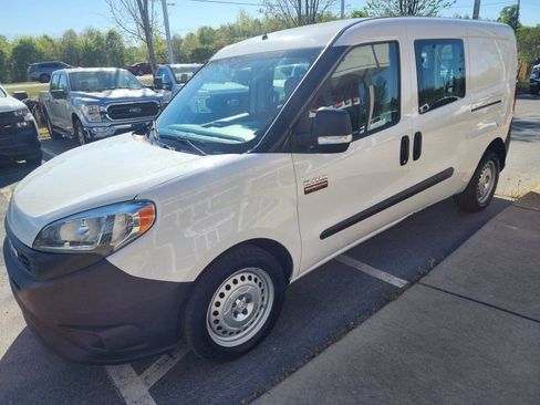 Used 2019 RAM ProMaster City Wagon image 2