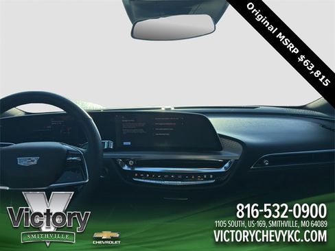 Used 2024 Cadillac Lyriq Sport image 15