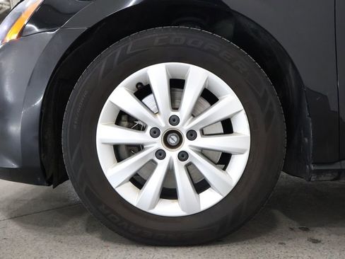 Used 2013 Volkswagen Passat Wolfsburg Edition image 5