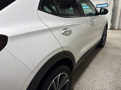 Used 2023 Buick Encore GX Select FWD image 10