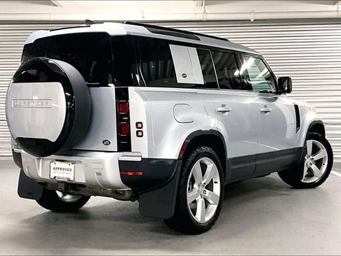 Certified 2023 Land Rover Defender 110 SE image 13