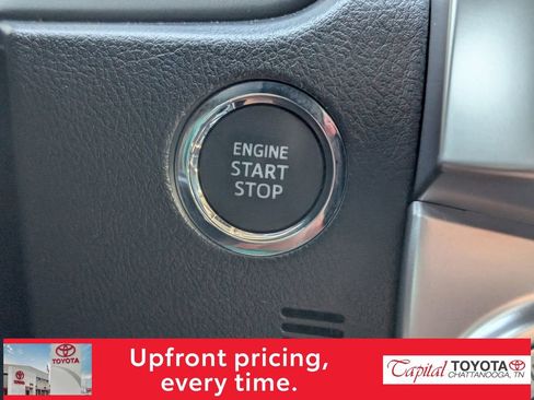 Used 2024 Toyota 4Runner Limited AWD/4WD image 18