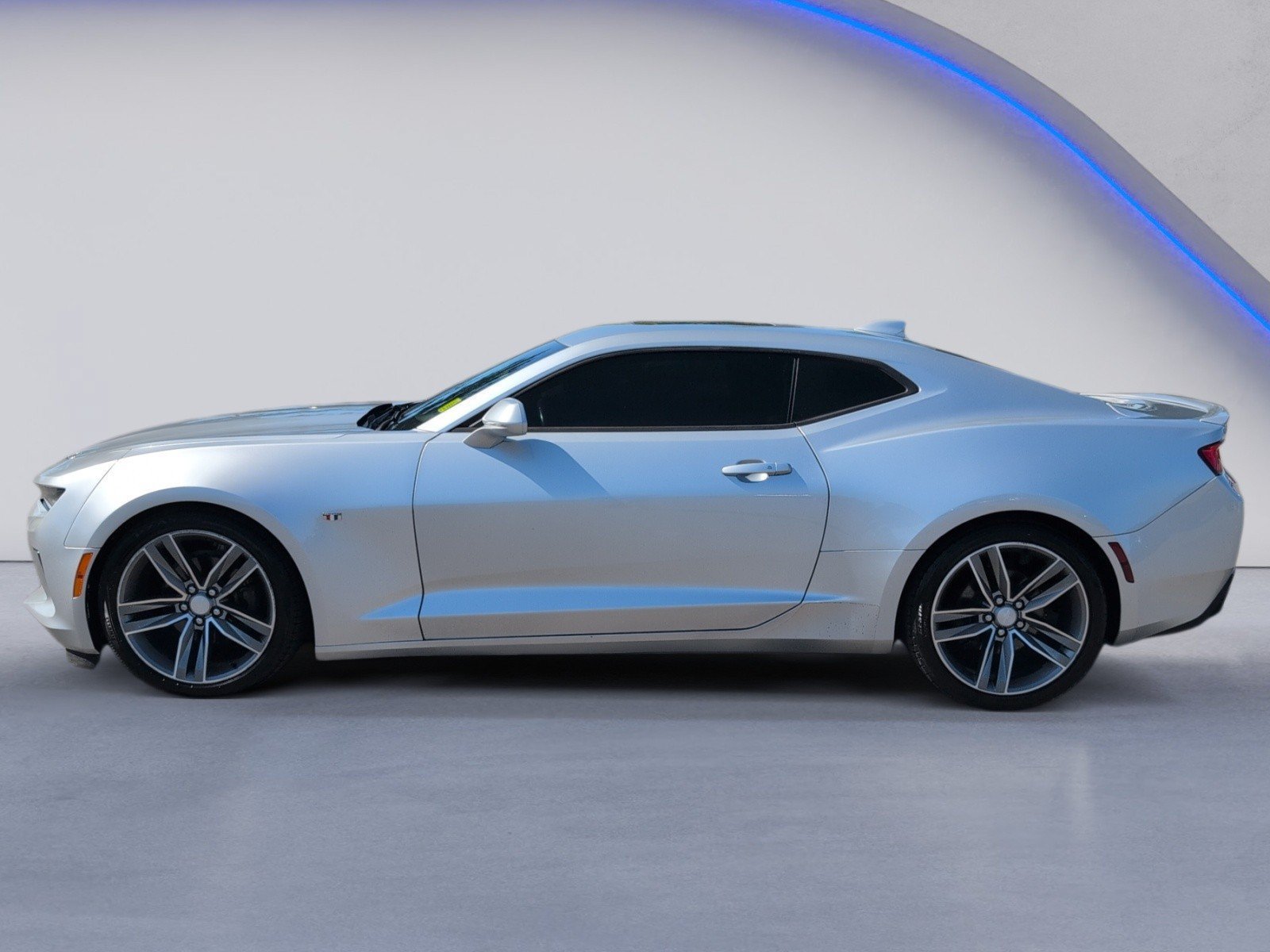 Used 2017 Chevrolet Camaro LT w/ RS Package RWD image 11