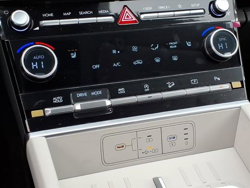 New 2026 Hyundai Santa Fe SEL image 9