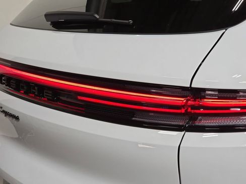 New 2026 Porsche Cayenne E-Hybrid image 30