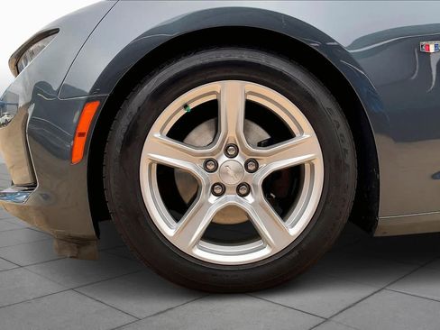 Used 2021 Chevrolet Camaro LT image 11