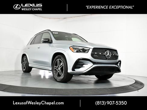 Used 2025 Mercedes-Benz GLE 450 4MATIC image 1