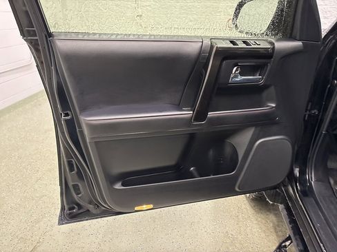 Used 2023 Toyota 4Runner TRD Off-Road Premium image 13