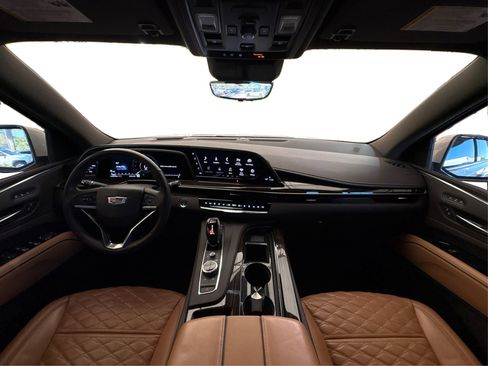 Used 2021 Cadillac Escalade Premium Luxury w/ Driver Assist Tech Package image 24